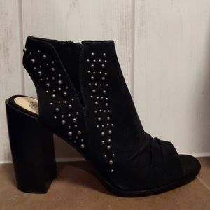 Vince Camuto black suede bootie 8.5 **HP 3/7**